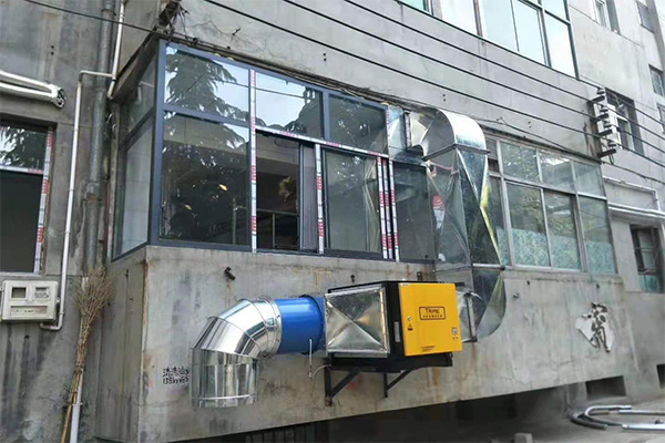 選擇符合的風機排風量 選擇符合的風機排風量